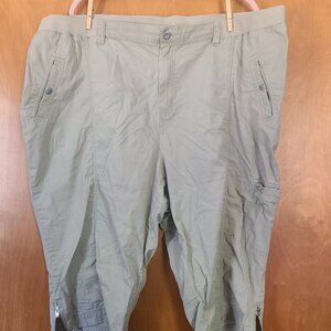 Khakai Bermuda Shorts sz 3X 26/28W